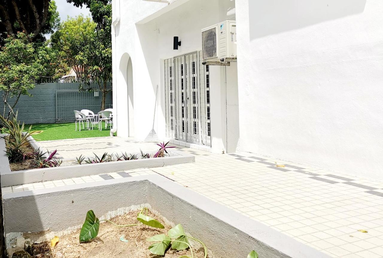 527 Beachhouse L 5 Bedroom With Swimming Pool - 3Min Walk To The Beach Tanjung Bungah  Εξωτερικό φωτογραφία