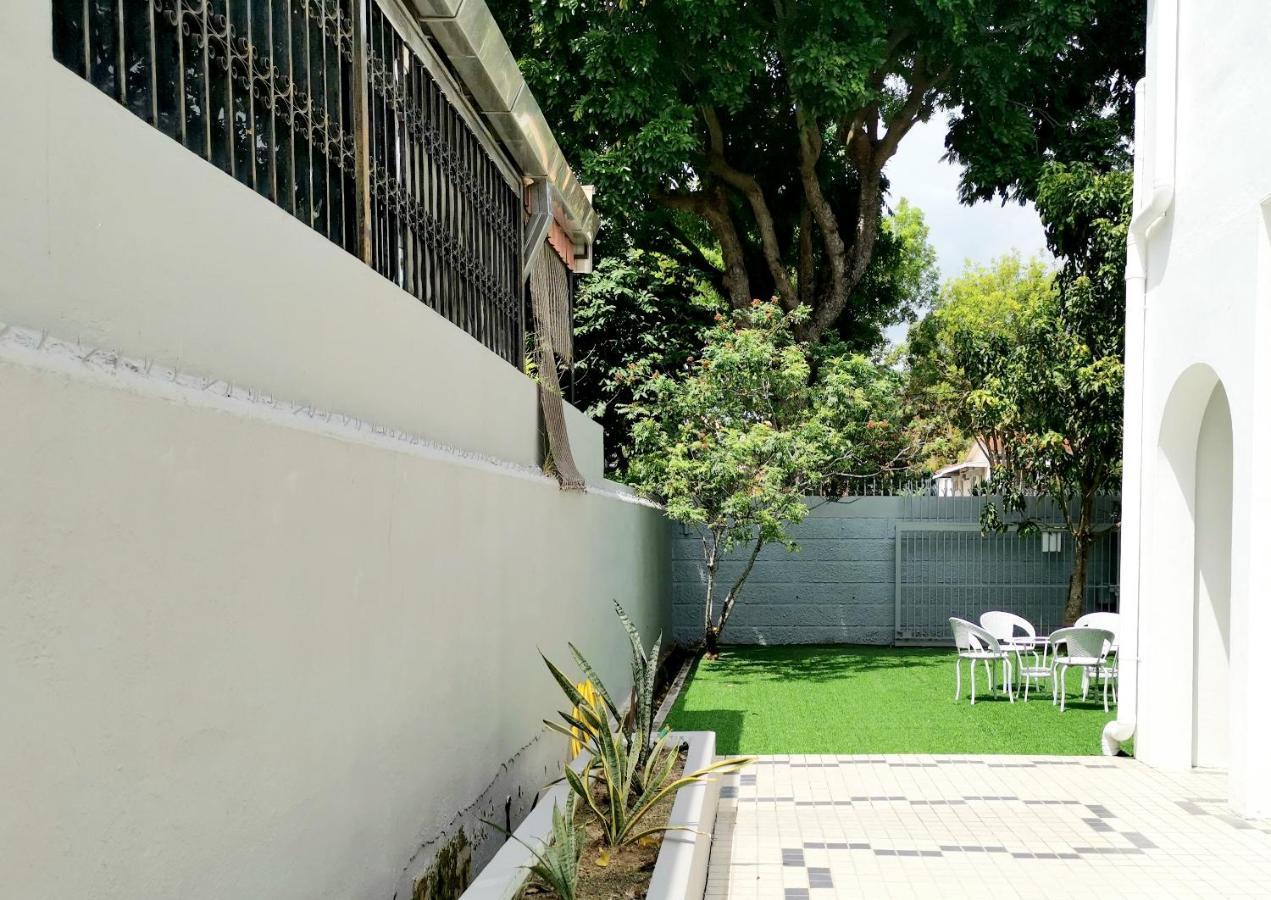 527 Beachhouse L 5 Bedroom With Swimming Pool - 3Min Walk To The Beach Tanjung Bungah  Εξωτερικό φωτογραφία