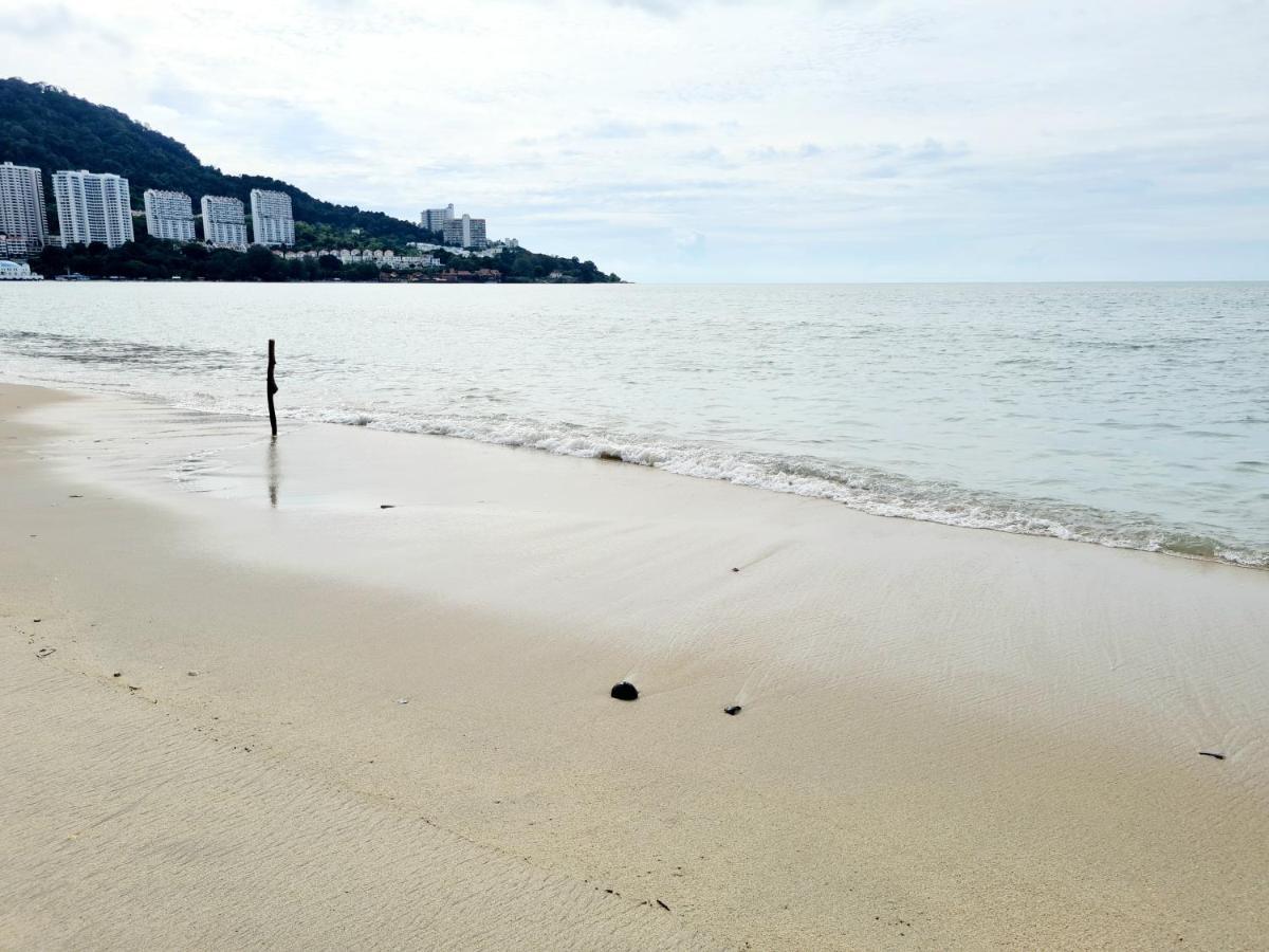 527 Beachhouse L 5 Bedroom With Swimming Pool - 3Min Walk To The Beach Tanjung Bungah  Εξωτερικό φωτογραφία